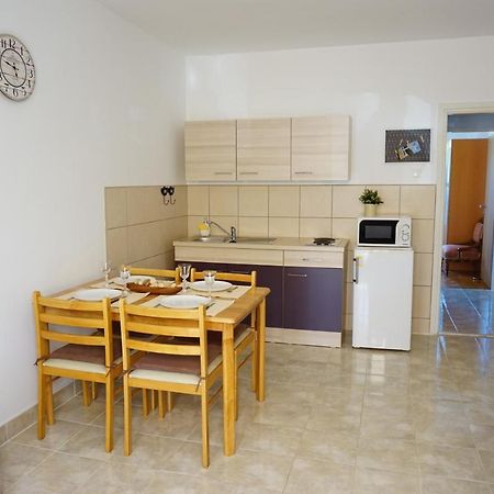 Apartment Jelena 法扎纳 外观 照片